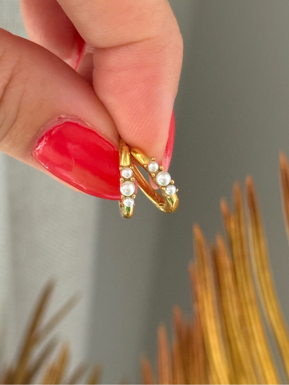 Pearl Gold Huggies Earrings | 18K Gold Plated Hypoallergenic